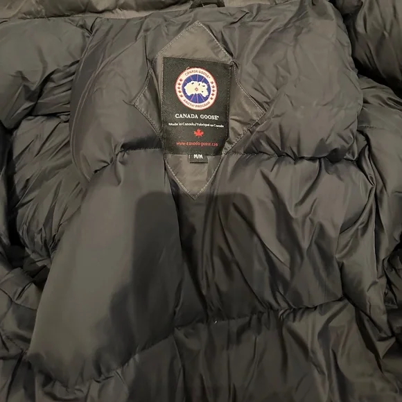 Canada Goose Jacket - Picture 2 of 6
